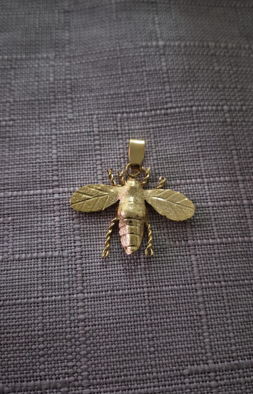 DIJE ABEJA REAL