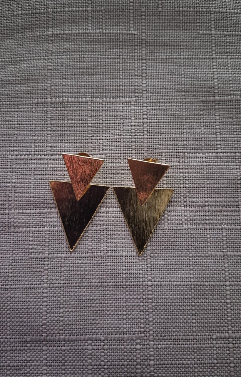 ARETES TRIANA
