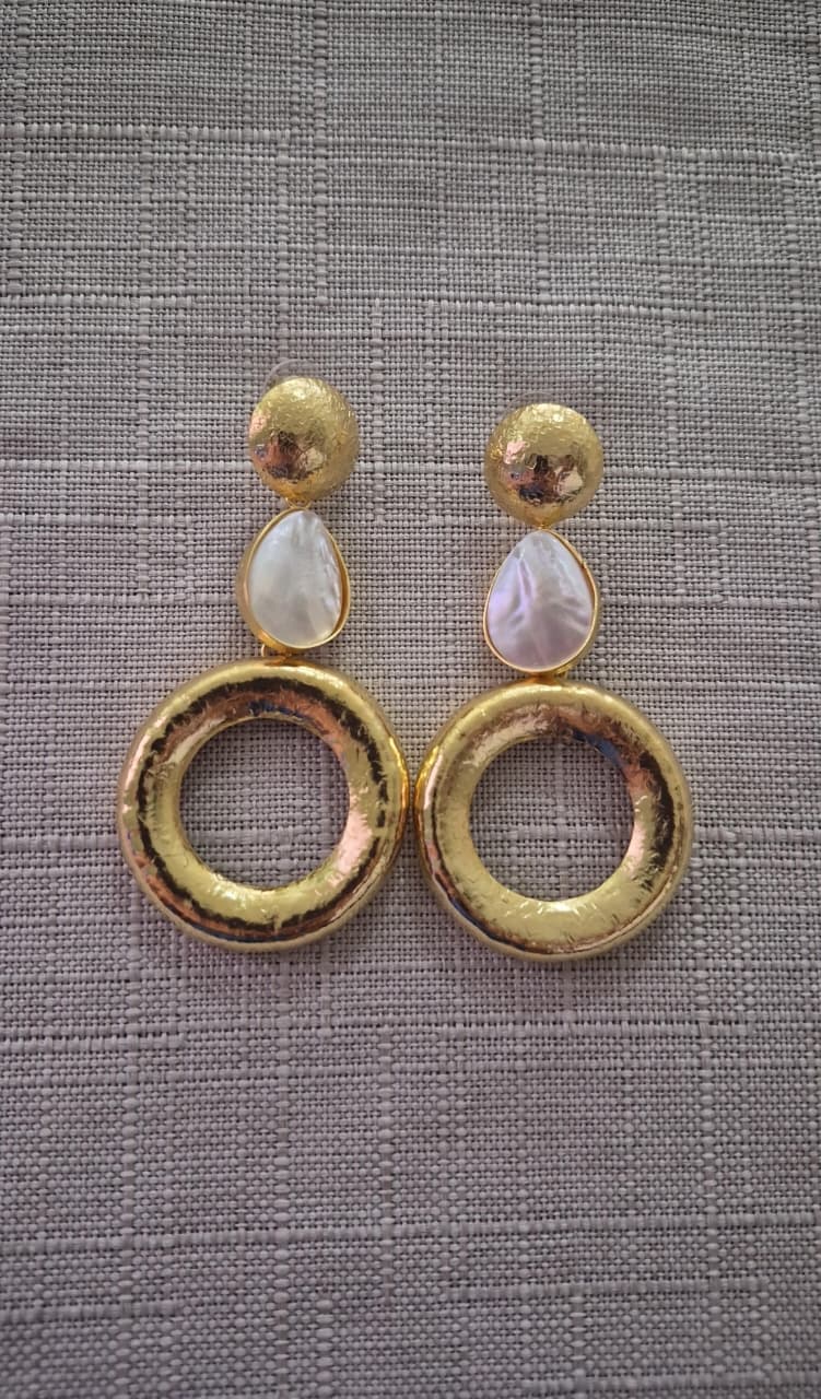 ARETES HALO DORADO