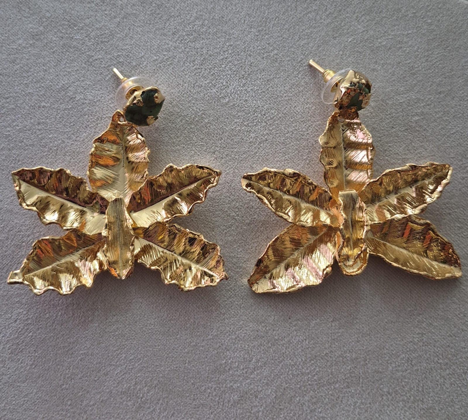 ARETES HOJAS IMPERIALES