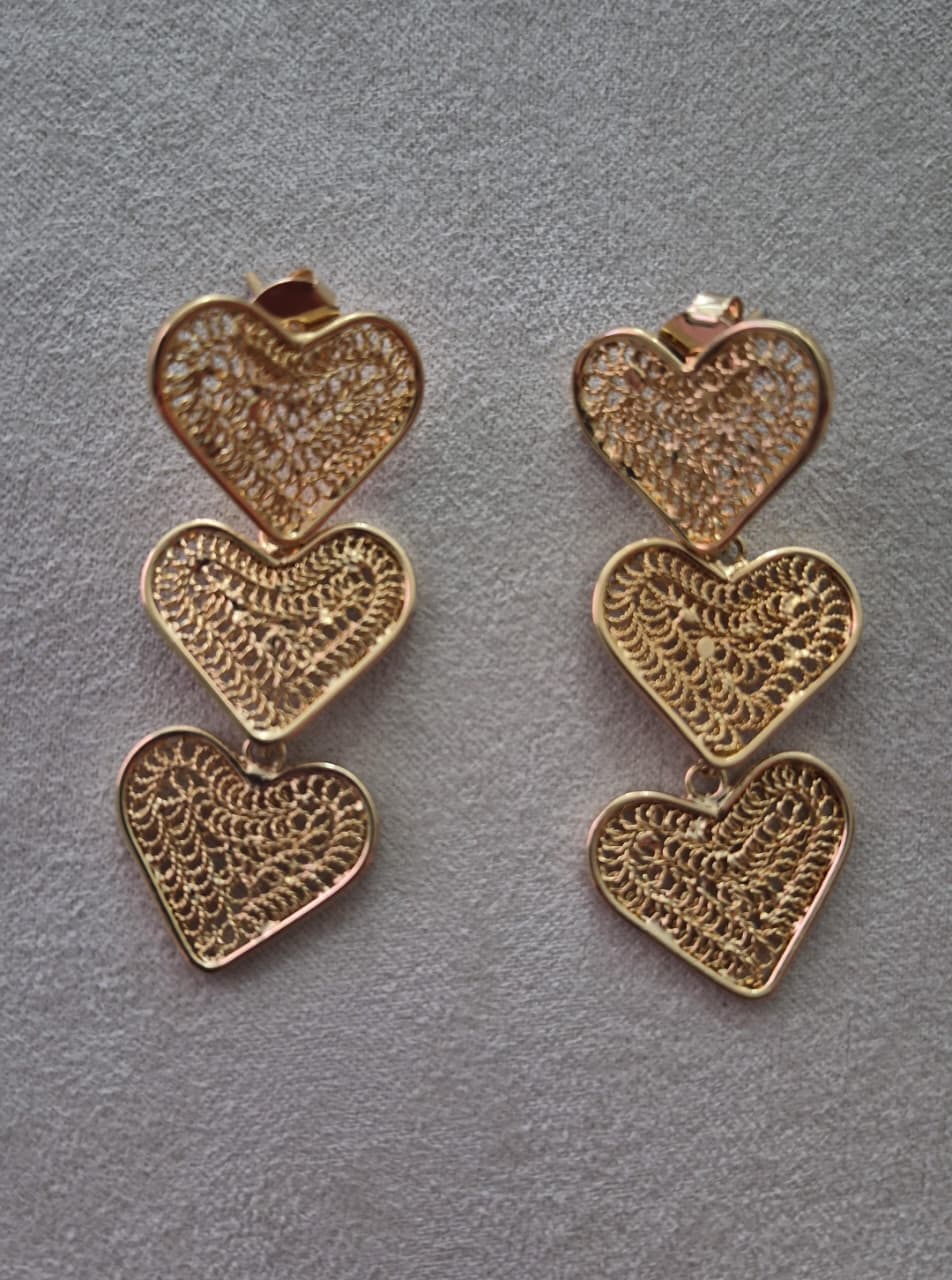 ARETES TRIOLOGIA DE AMOR