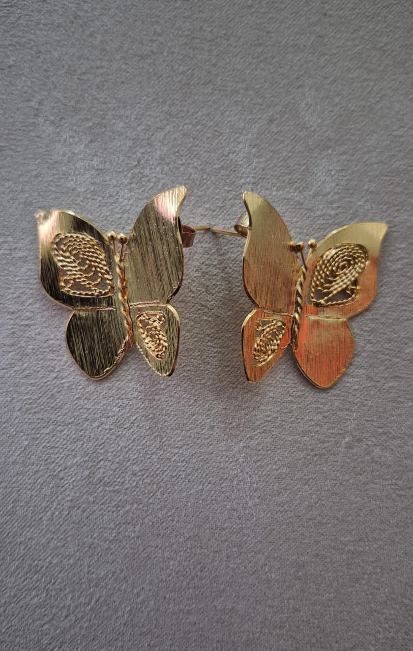 ARETES MARIPOSA REAL