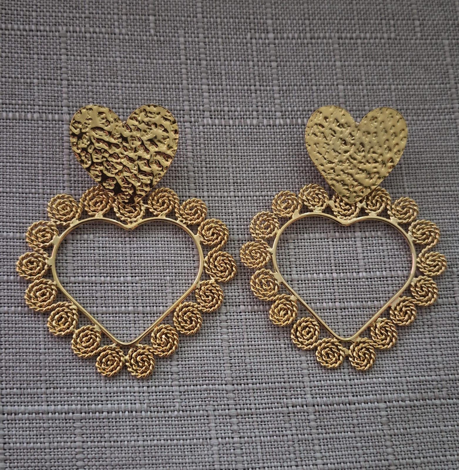 ARETES REINA DE CORAZONES